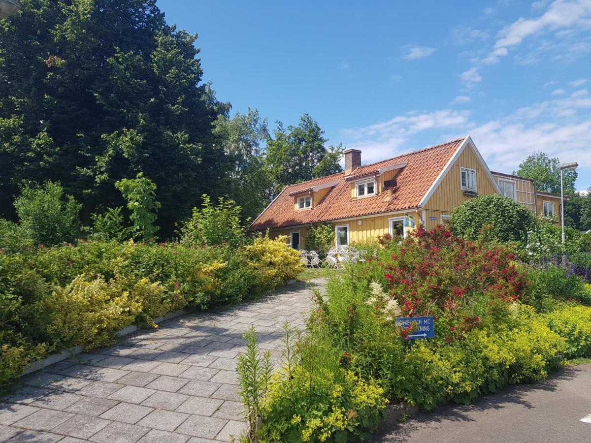 Nyckelbo Ostello *